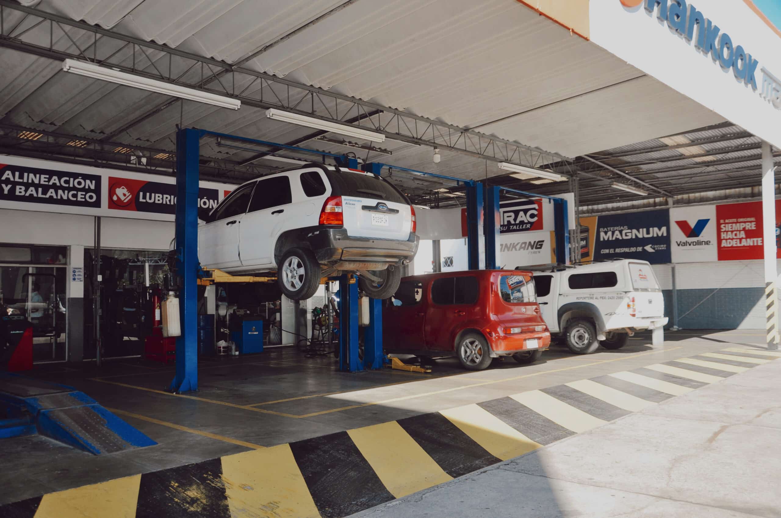 Taller de Mecánica Automotriz en Guatemala - Vitatrac